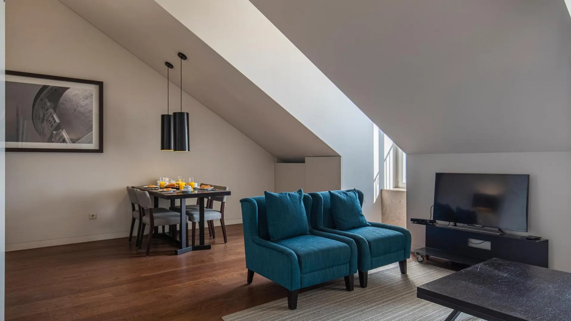 8 Building Apartments Lisboa Portugal